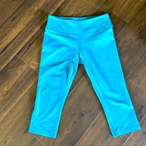 Nike Golf Tour Performance crops, medium